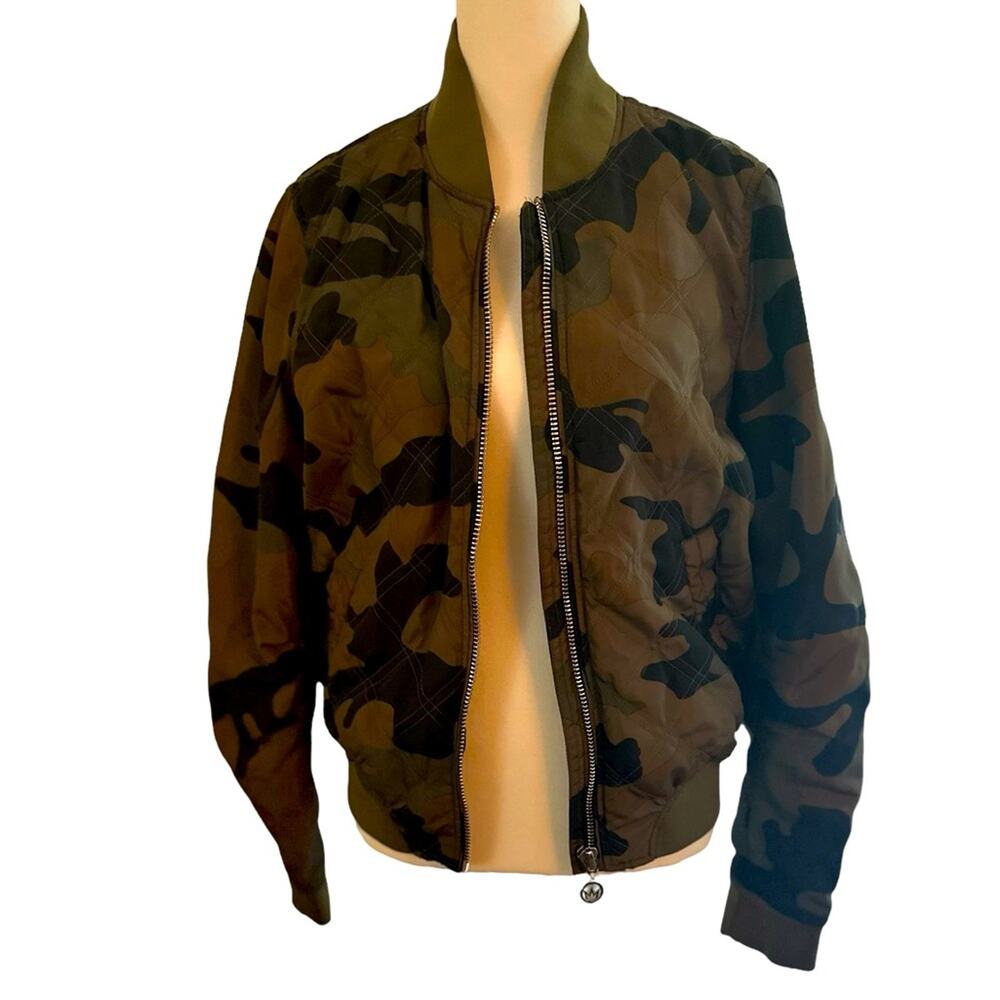 Nicki Minaj Women's Lightweight Camo Bomber Jacket, size M